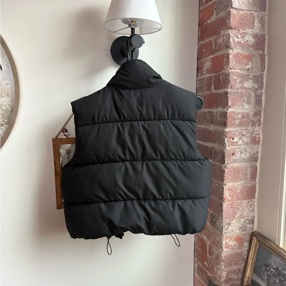 No Boundaries Charcoal Puffer Vest - Picture 5 of 5